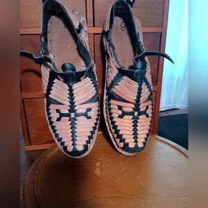 Men's Real Leather Authentic Mexican Huaraches Buckle_Black and Tan_8